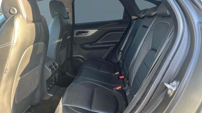 Jaguar F-Pace 2.0d [240] Chequered Flag 5dr Auto AWD Diesel Estate